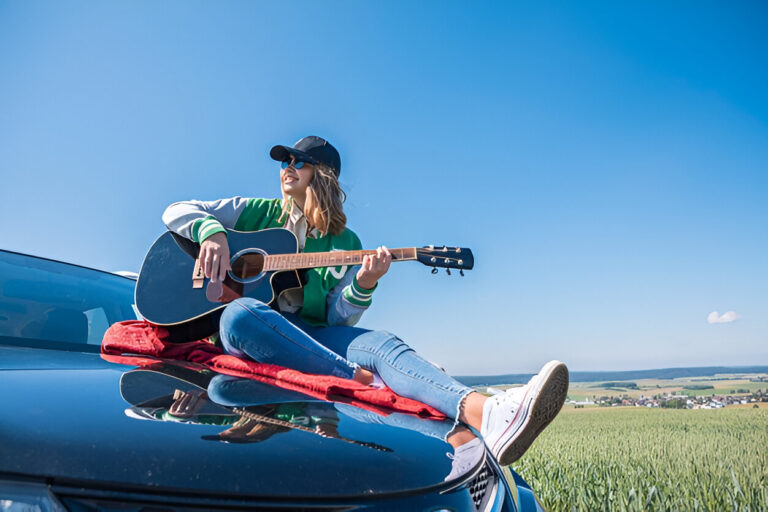 travel guitar