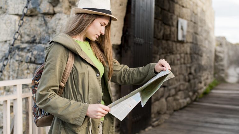safety tips and local etiquette for Monaco travelers