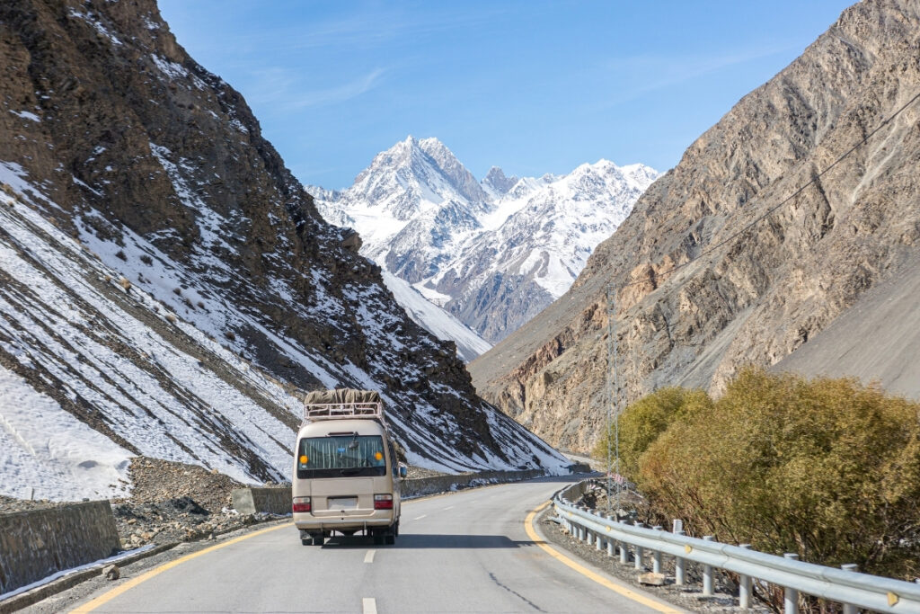 Best scenic drives in pakistan